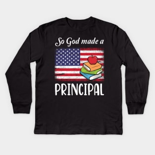 Vintage US Flag And Books So God Made A Principal Happy American Independence July 4th Day Kids Long Sleeve T-Shirt